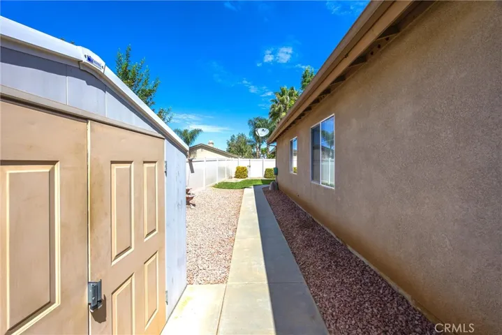 1169 Gainsborough, Beaumont, California 92223