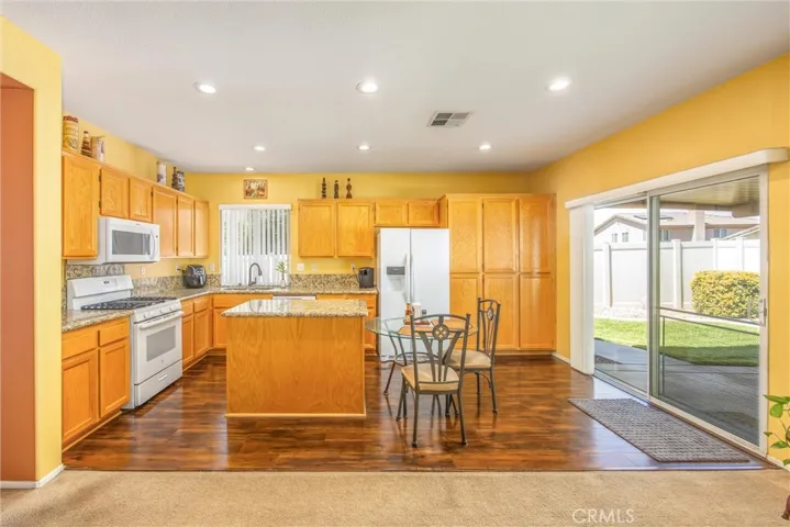 1169 Gainsborough, Beaumont, California 92223