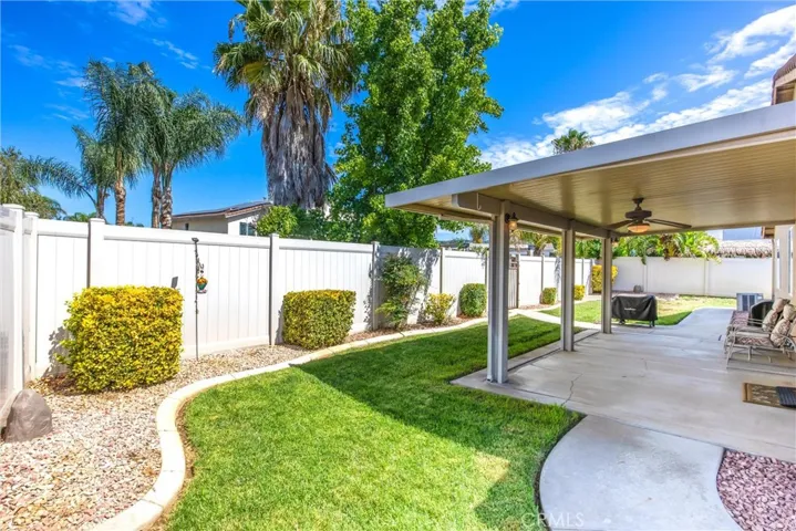 1169 Gainsborough, Beaumont, California 92223