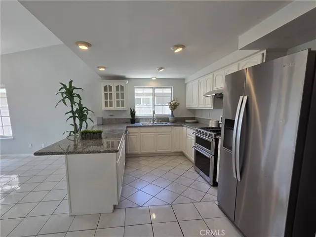 14232 Matisse, Irvine, California 92606