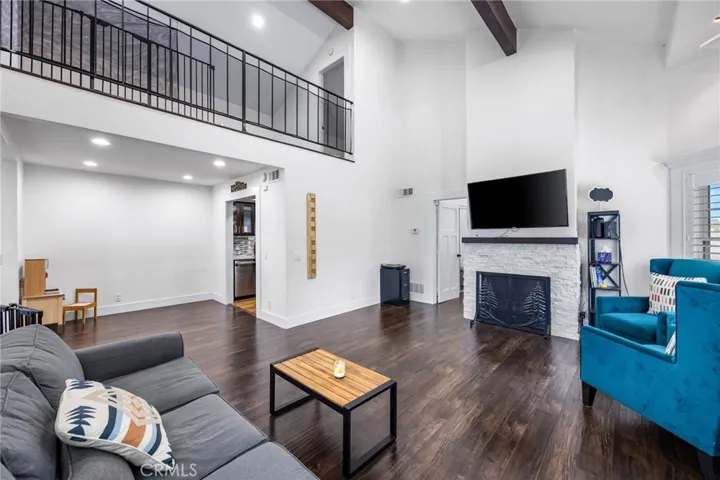 9035 Stacie 7, Anaheim, California 92804
