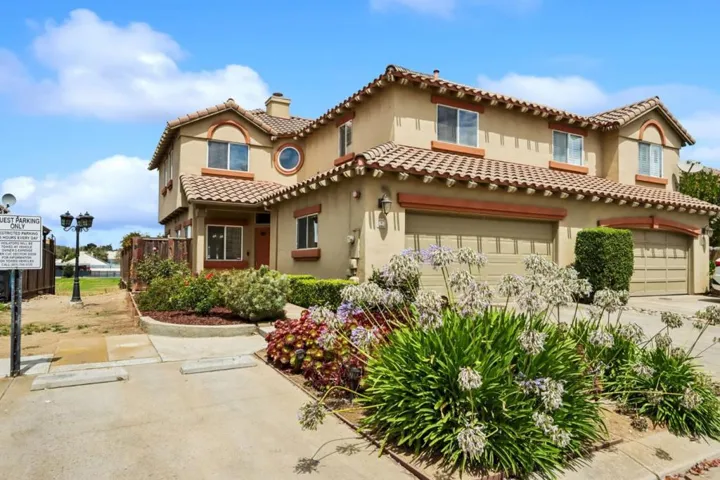 949 Nantucket Boulevard 9, Salinas, California 93906