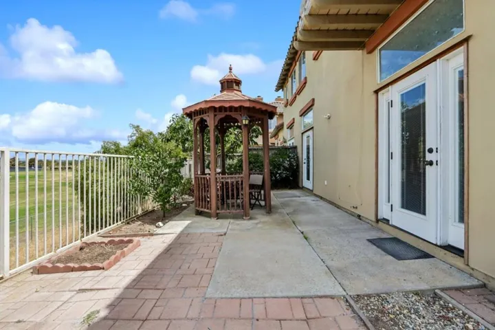 949 Nantucket Boulevard 9, Salinas, California 93906