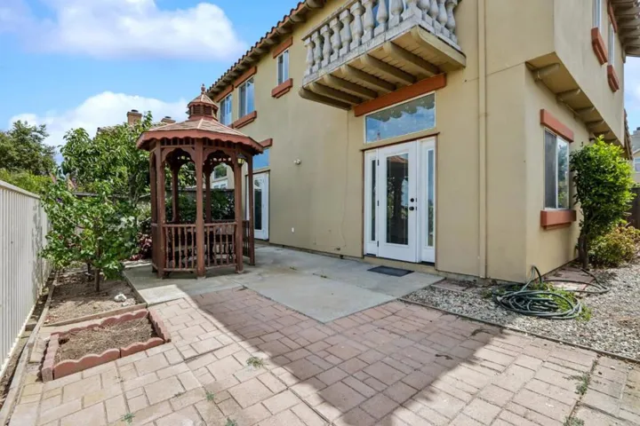 949 Nantucket Boulevard 9, Salinas, California 93906