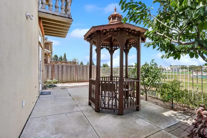 949 Nantucket Boulevard 9, Salinas, California 93906
