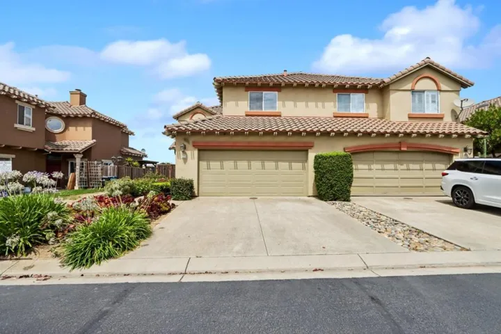 949 Nantucket Boulevard 9, Salinas, California 93906