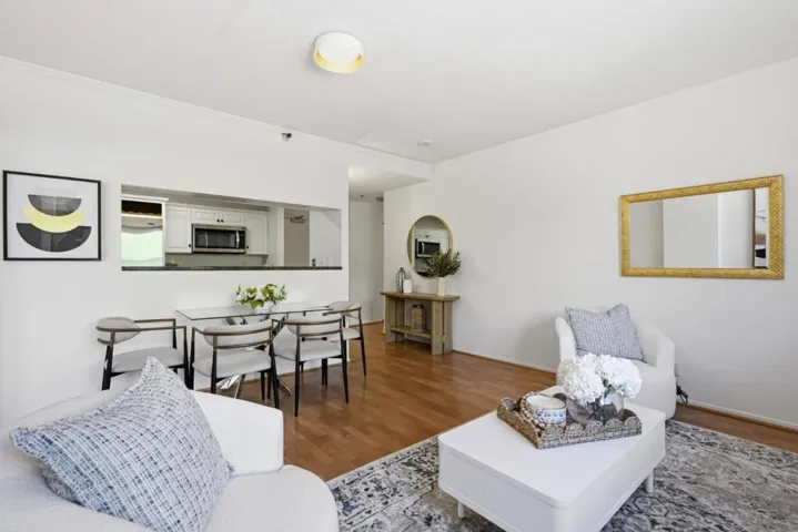 300 3rd Street 305, San Francisco, California 94107