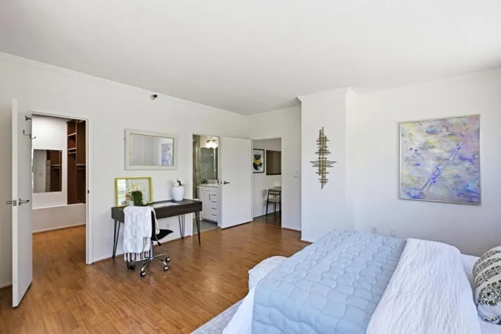 300 3rd Street 305, San Francisco, California 94107
