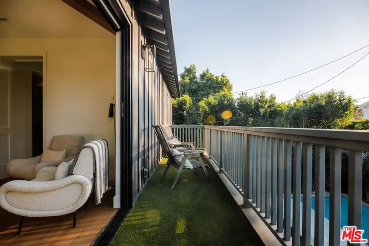 4261 Denny Avenue, Toluca Lake, California 91602