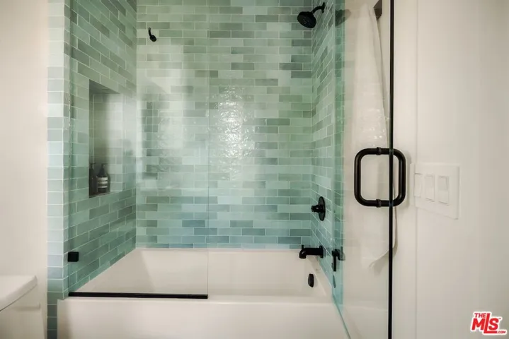4261 Denny Avenue, Toluca Lake, California 91602