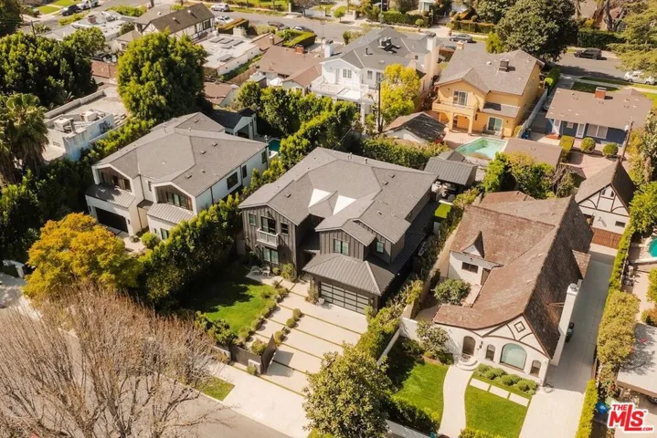 4261 Denny Avenue, Toluca Lake, California 91602