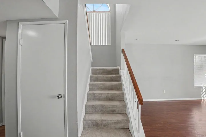 Fresh carpeting throughout 2nd floor