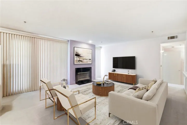 Virtually staged 1 - Livingroom