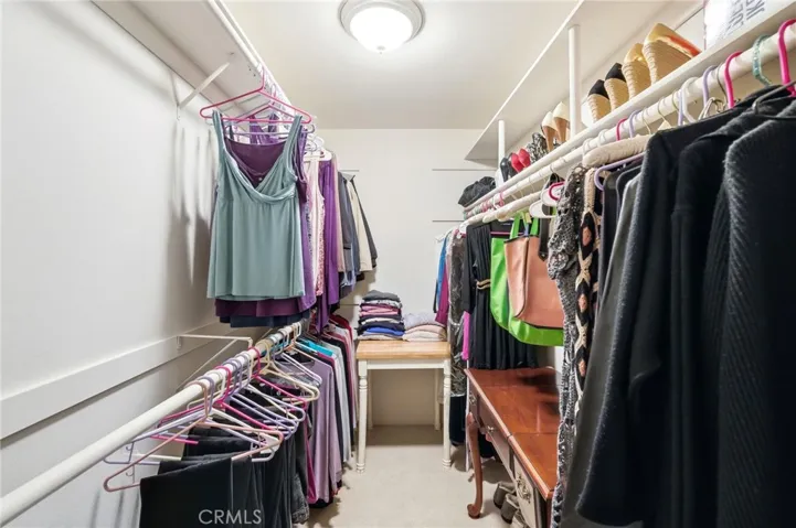 Walk in closet