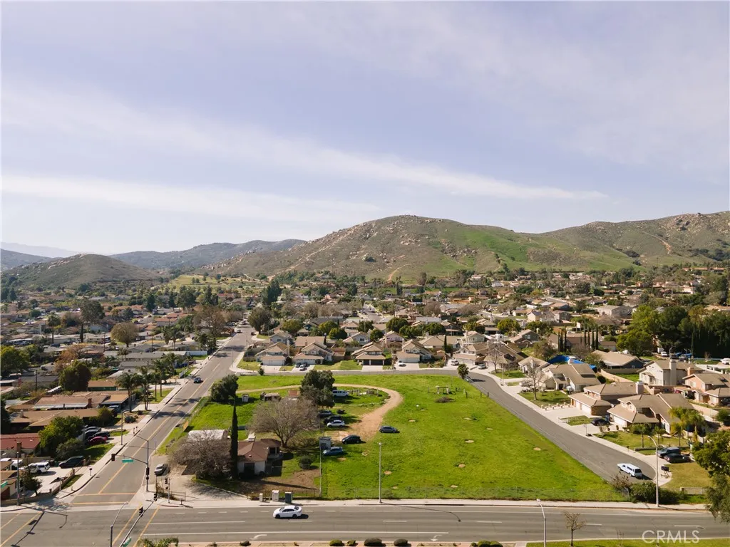 5608 La Sierra, Riverside, California 92505 — photo 5