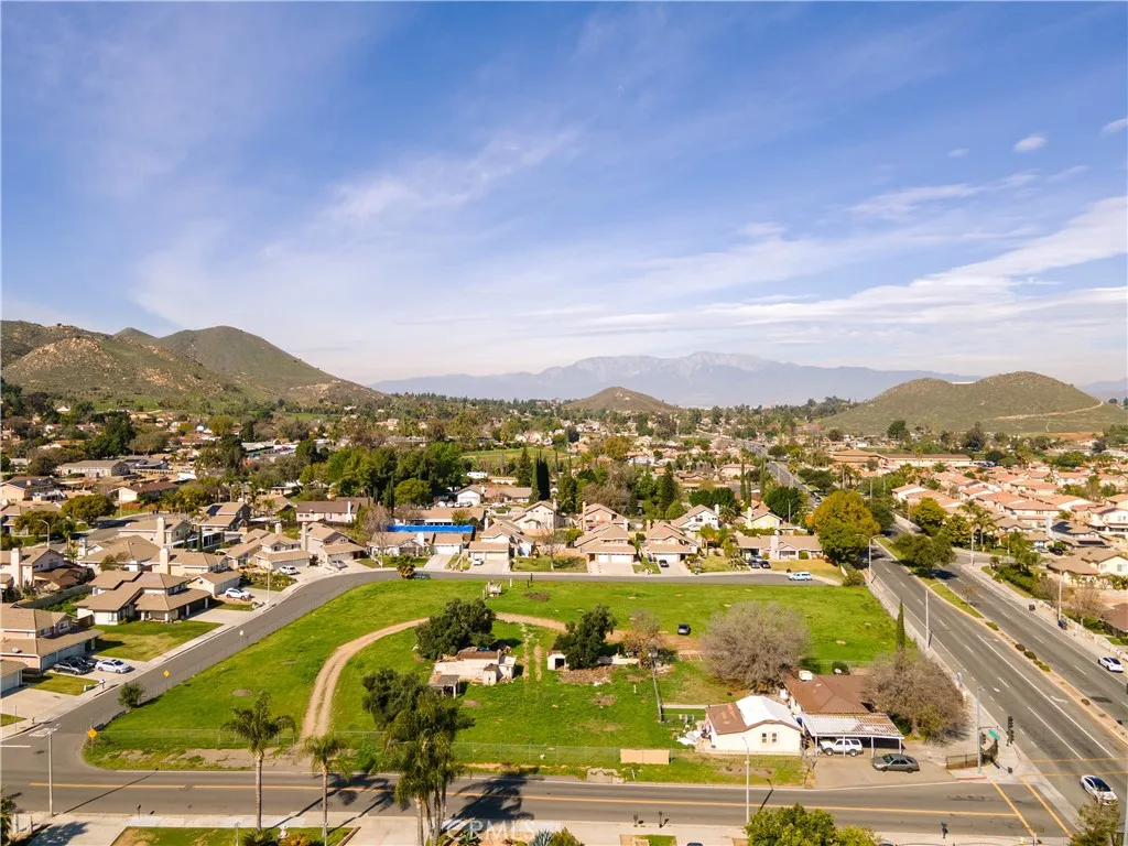 5608 La Sierra, Riverside, California 92505 — photo 4