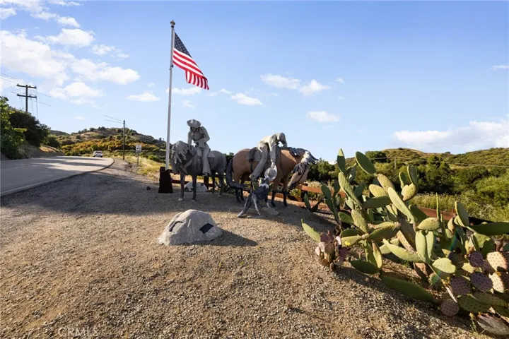 1 Avenida La Cresta, Murrieta, California 92563