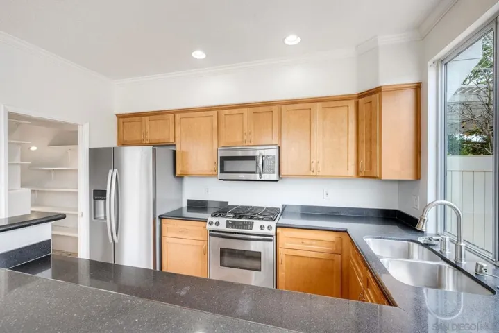 11795 Spruce Run Drive B, San Diego, California 92131