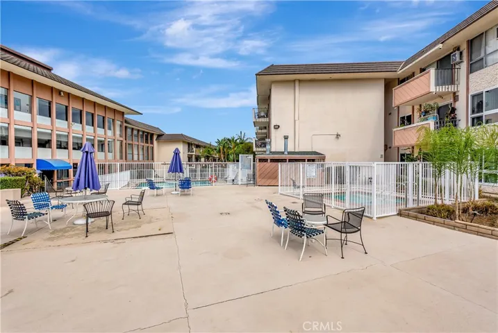 5585 E Pacific Coast Hwy 342, Long Beach, California 90804
