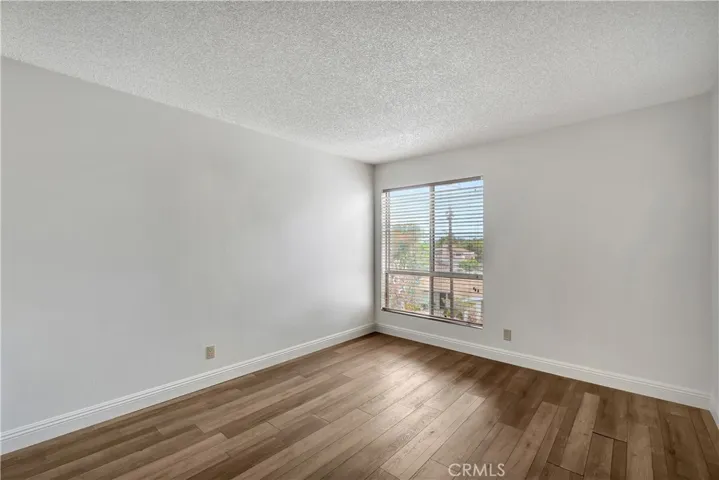 5585 E Pacific Coast Hwy 342, Long Beach, California 90804