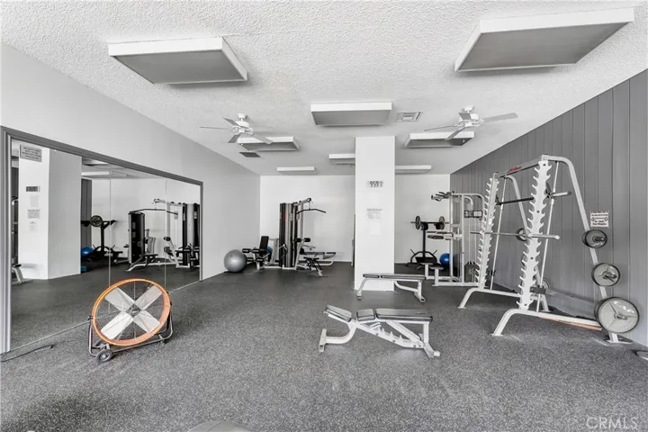 5585 E Pacific Coast Hwy 342, Long Beach, California 90804