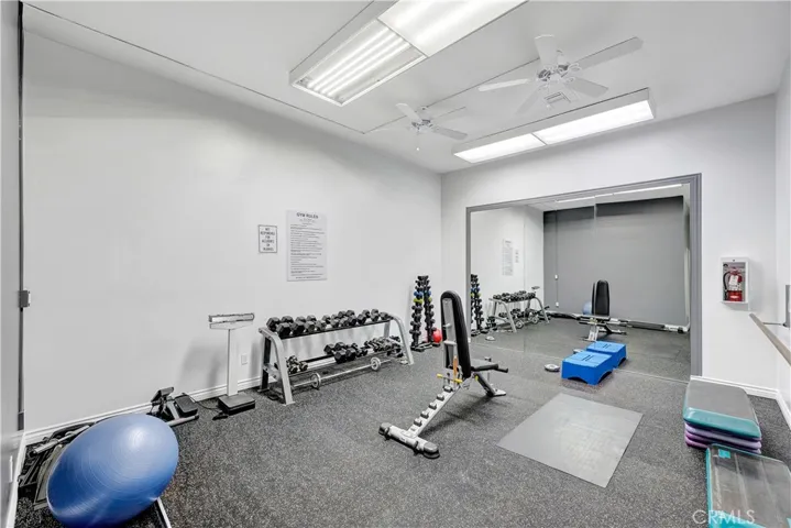 5585 E Pacific Coast Hwy 342, Long Beach, California 90804