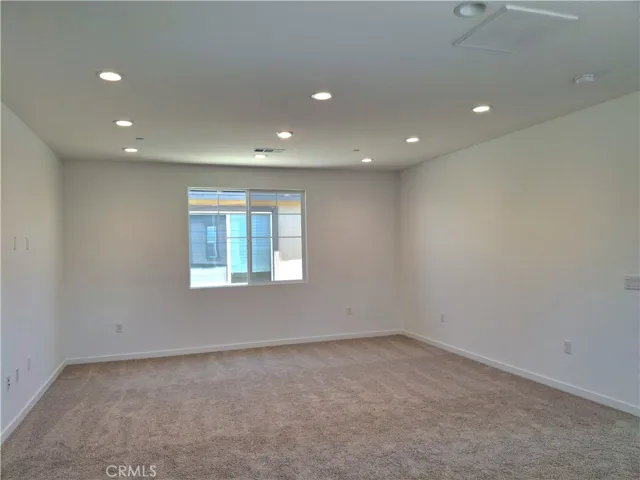 29458 Upper Creek Loop, Winchester, California 92596