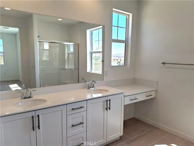 29458 Upper Creek Loop, Winchester, California 92596