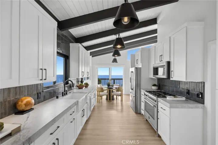 22332 Eagle Rock Way, Laguna Beach, California 92651