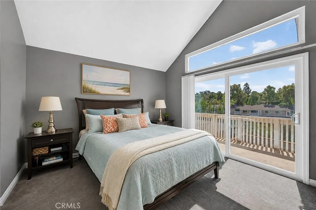21056 Champlain, Lake Forest, California 92630 — photo 5
