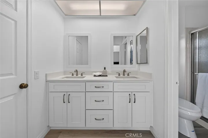 Primary en-suite