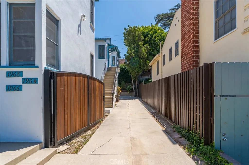 new gate
