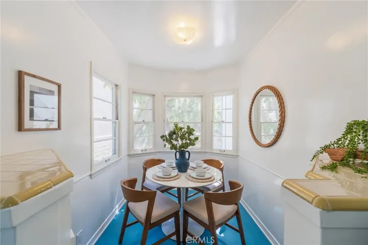 Breakfast Nook