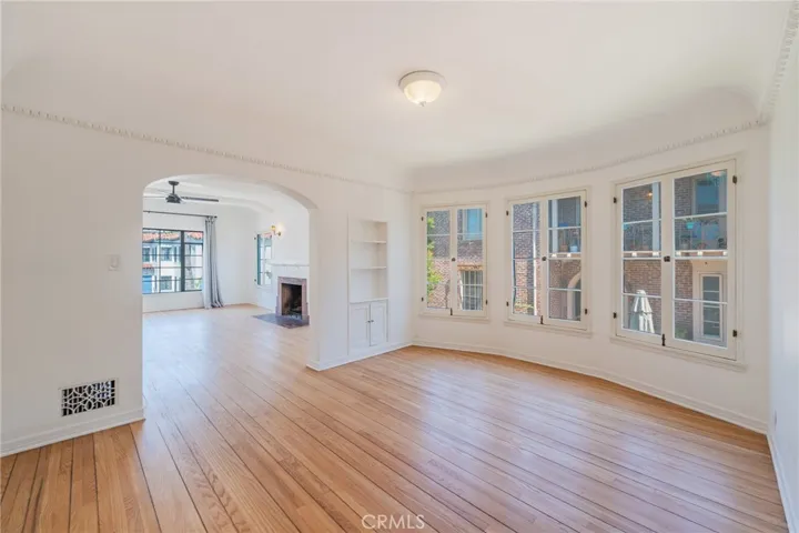 1964 Palmerston, Los Angeles, California 90027