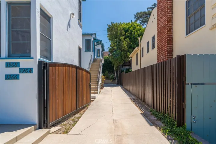 new gate