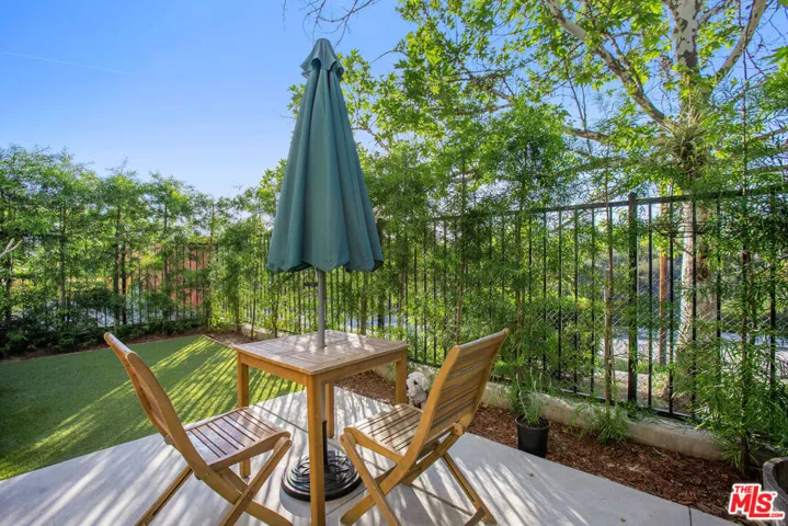2700 E Chaucer Street 30, Los Angeles, California 90065