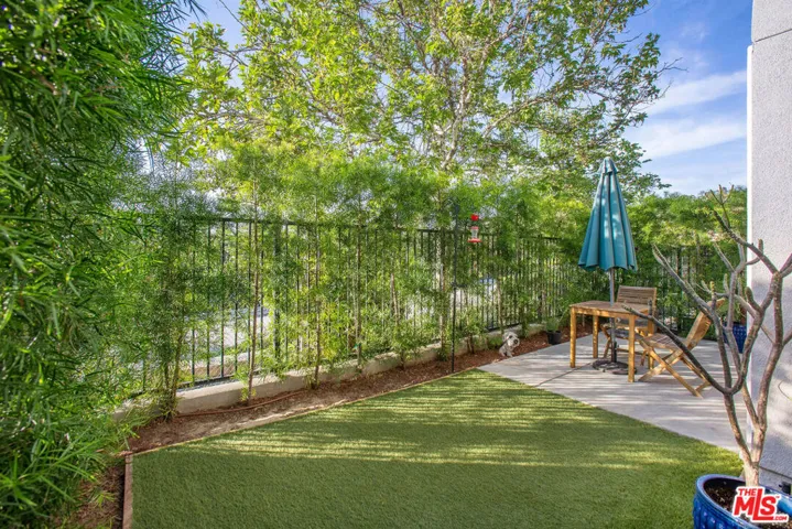 2700 E Chaucer Street 30, Los Angeles, California 90065