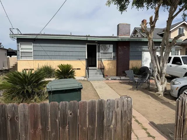 705 Harbison Avenue, National City, California 91950