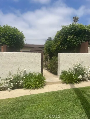 2017 Lovila Lane, Altadena, California 91001