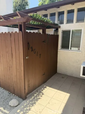 2017 Lovila Lane, Altadena, California 91001