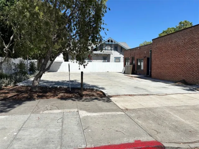 191 S Orange, Orange, California 92866