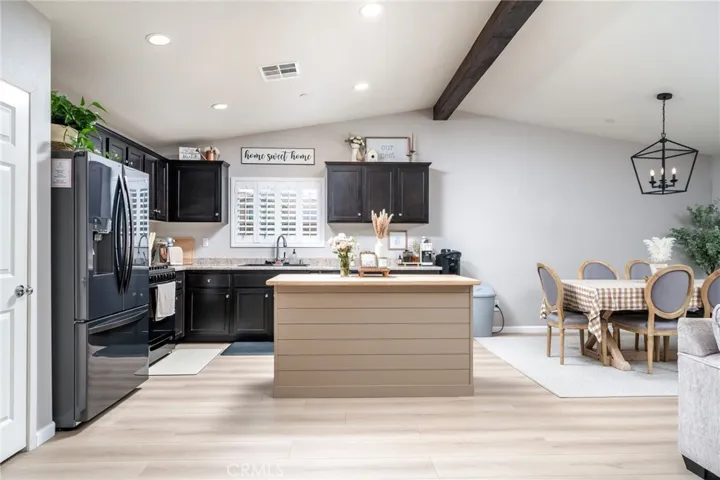 11981 Regent, Victorville, California 92392