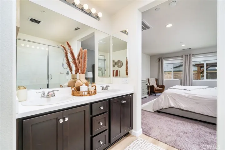11981 Regent, Victorville, California 92392