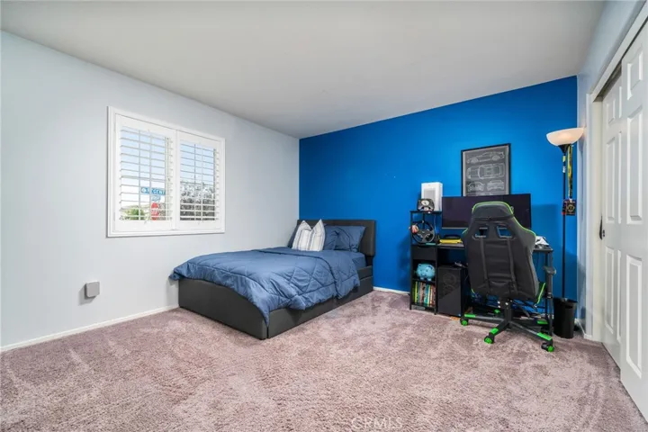 11981 Regent, Victorville, California 92392