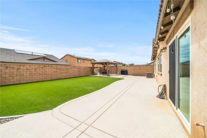 11981 Regent, Victorville, California 92392