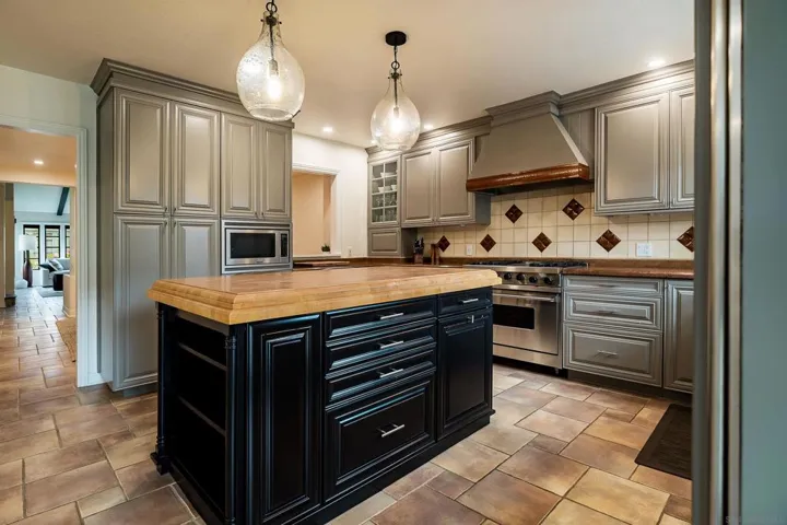 6117 La Flecha, Rancho Santa Fe, California 92067