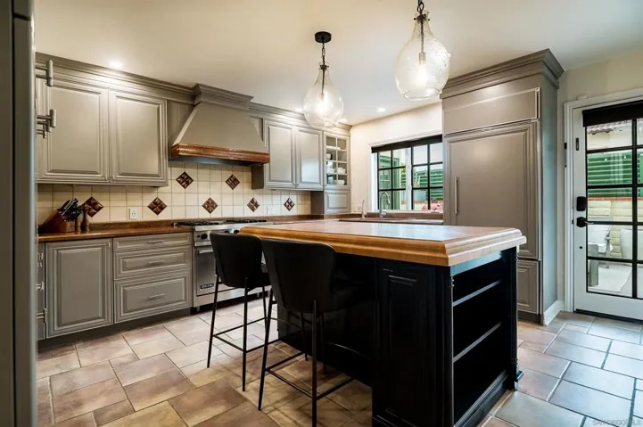 6117 La Flecha, Rancho Santa Fe, California 92067