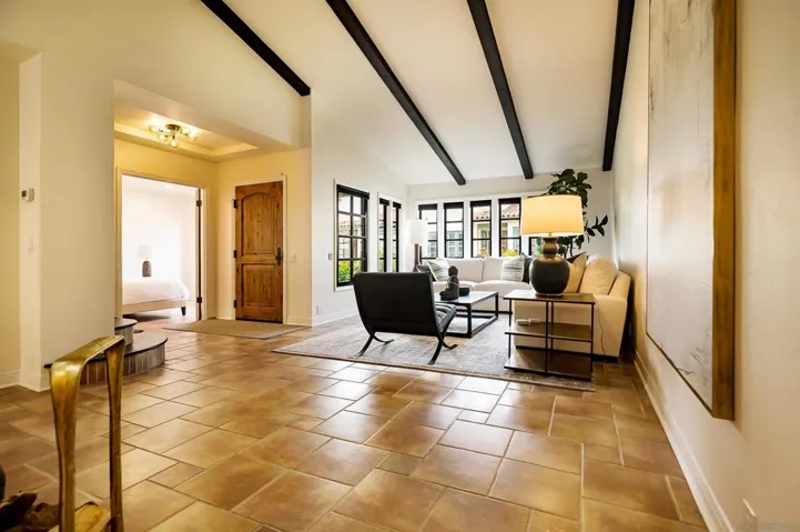 6117 La Flecha, Rancho Santa Fe, California 92067