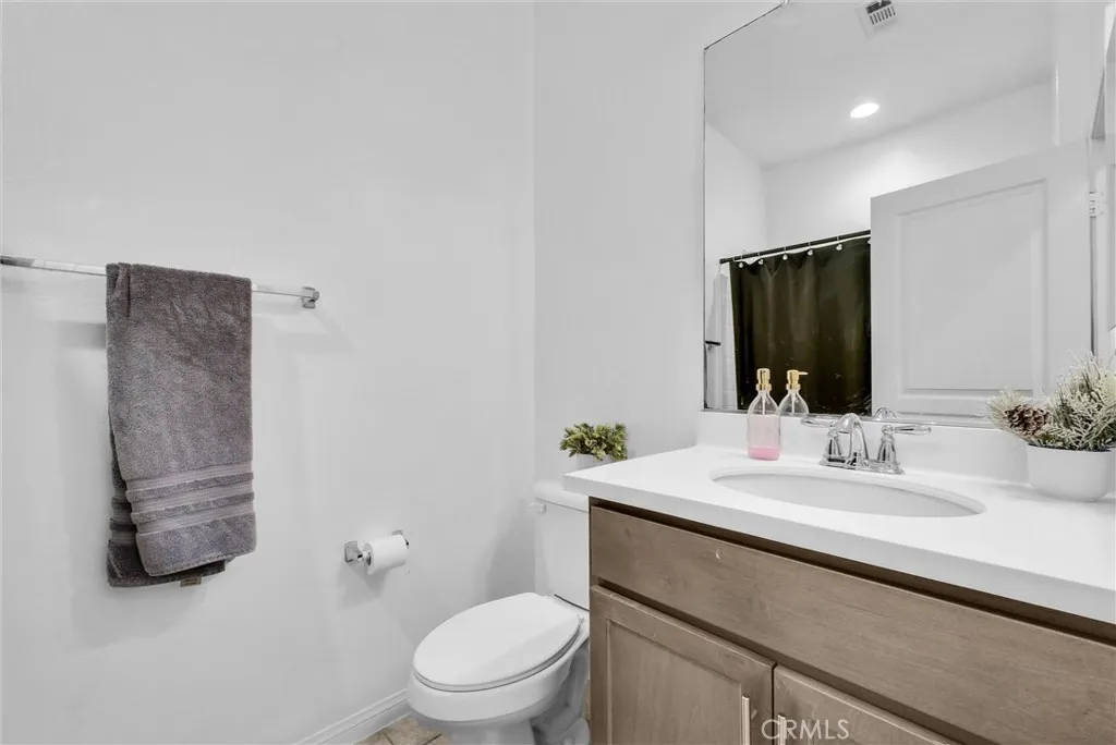 level 2 bathroom