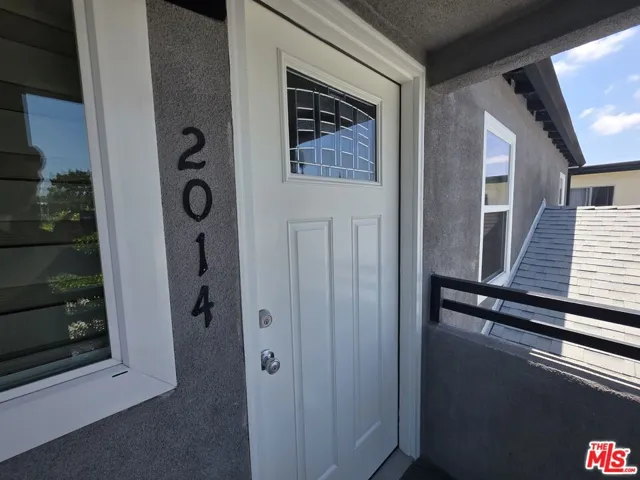 2012 S Holt Avenue, Los Angeles, California 90034